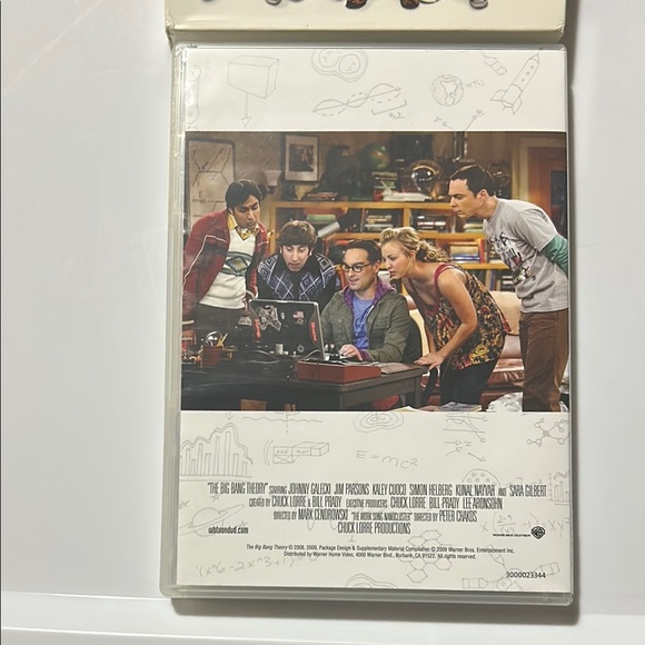The Big Bang Theory Season 2 DVD Set - Picture 4 of 5